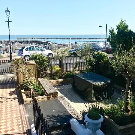 Marina Retreat - Stunning 4 Bedroom, 3 Bathroom House With Harbour Views! Рамсгейт Екстериор снимка